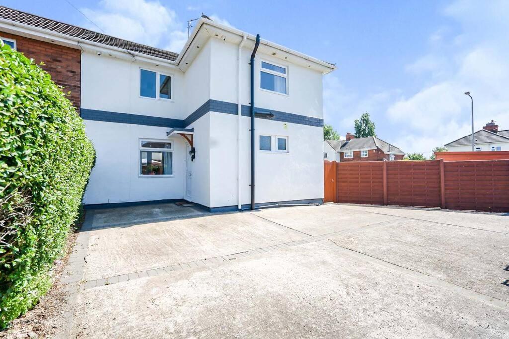 Beautiful 3 Bedroom Home, 10 Minutes Walk To Beach. Cleethorpes Exterior foto